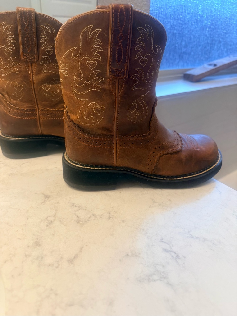 Ariat Kids Brown Western Pull-On Cowboy Boots 6.5 - Picture 3 of 3